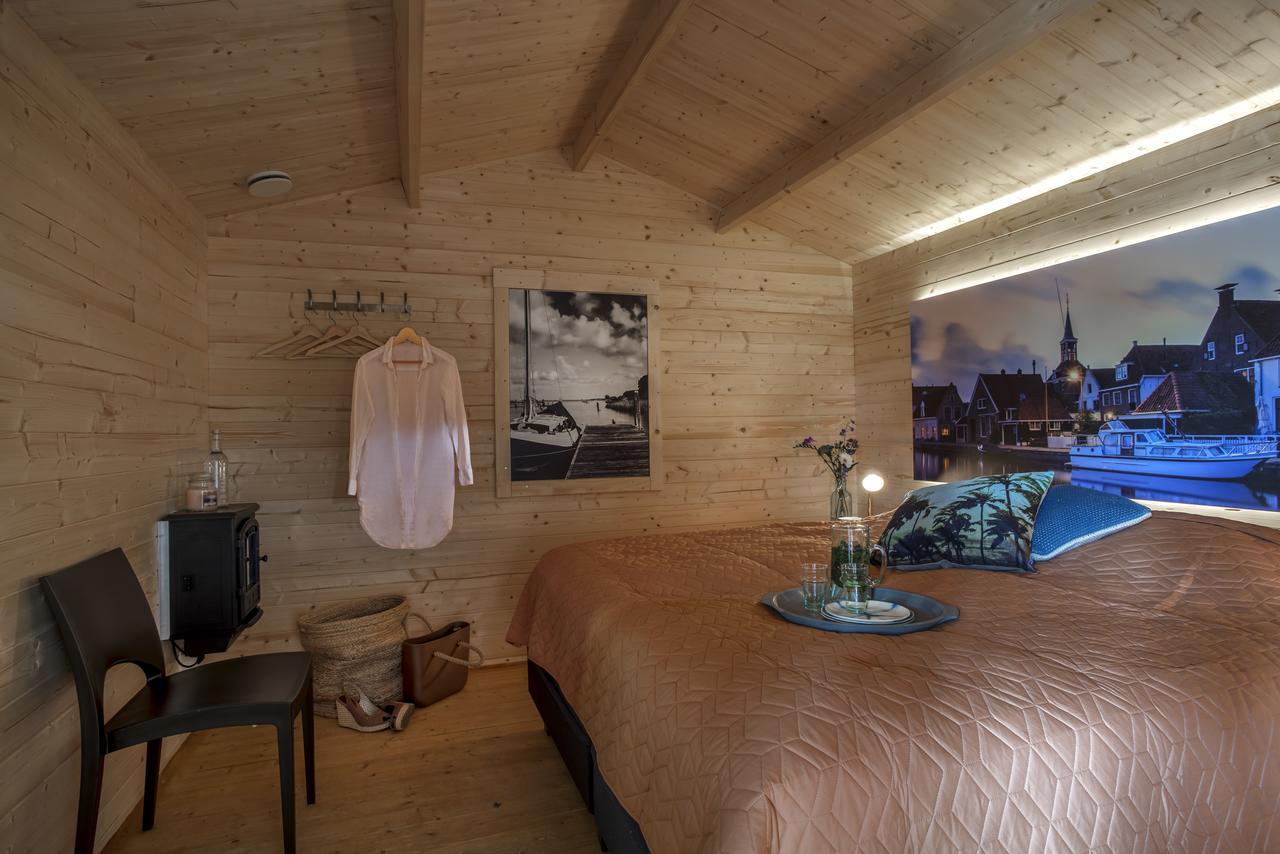 Lodgehotel De Lelie Маккум Экстерьер фото